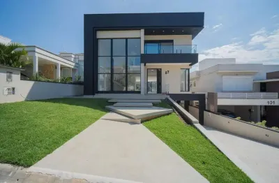 Casa de alto padrão com 4 suítes, piscina e 10 vagas no cond. reserva santa maria ? granja viana