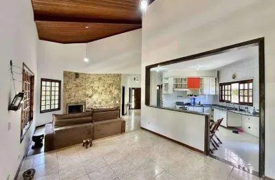 Casa 80% térrea no condomínio vila velha ? 3 suítes, 8 vagas, lote 1.546m² plano ? carapicuíba/sp