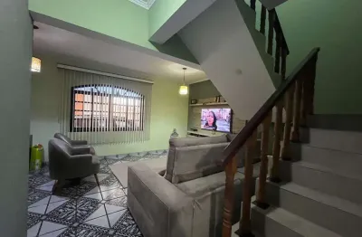 Sobrado com 3 dormitórios à venda, 215 m² por r$ 698.000,00 - jardim roberto - osasco/sp