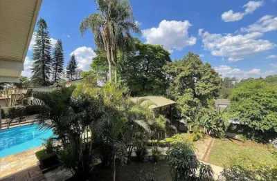 Casa térrea luxuosa à venda na granja viana | 4 dorms, piscina e energia solar