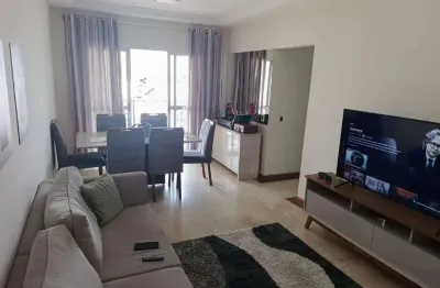 Vendo apartamento 80 m2- 3 dormitórios (1 suíte), 3 sacadas, 2 banheiros, 2 vagas fixas.