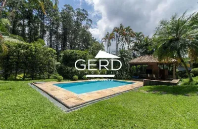 Casa de alto padrão granja viana – 3 suítes, 456m², lazer completo e amplo jardim