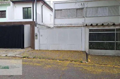 Casa com 3 quartos para alugar na Rua Gabriele D'Annunzio, Campo Belo, São Paulo