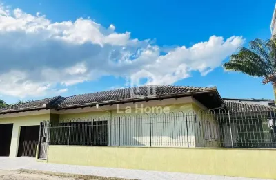 Casa com 3 quartos à venda no belchior alto, gaspar , 321 m2 por r$ 970.000