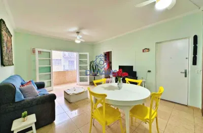 Apartamento espaçoso à venda, localizado a apenas duas quadras da praia das astúrias no guarujá sp.