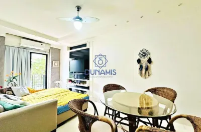 Apartamento reformado com lazer completo na praia da enseada