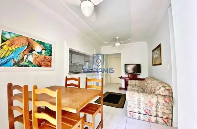 Excelente apartamento à venda na praia da enseada - três quadras do mar