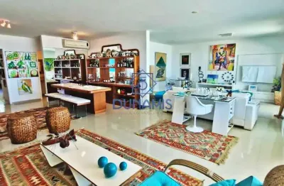 Apartamento alto padrão frente total para o mar na praia da enseada