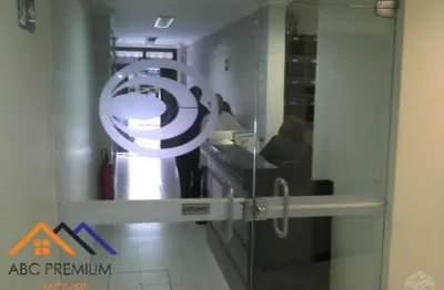 Sala comercial no centro de santo andré. ótimo local!