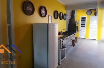 Lindo sobrado 3 dormitórios, suíte, 3 vagas, área gourmet!