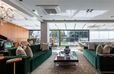 Apartamento com 350 m², 3 quartos sendo 3 suítes à venda no bairro moema.