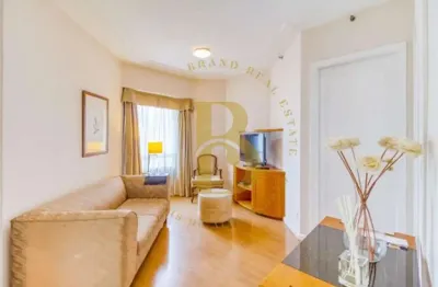 Charmoso apartamento duplex, em andar alto, localizado na vila nova conceição.