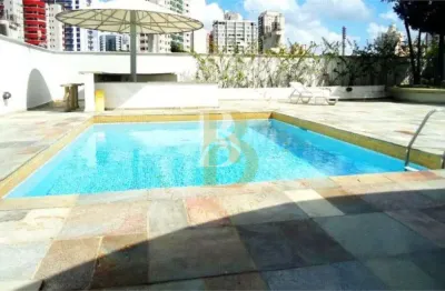 Cobertura duplex com acabamentos refinados e localização cobiçada no campo belo.