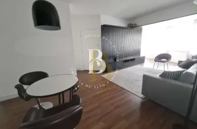 Apartamento moderno, com ótimos acabamentos, localizado no brooklin.