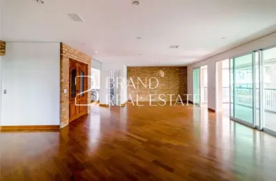 Excelente apartamento com vista privilegiada, localizado na Vila Nova Conceição.