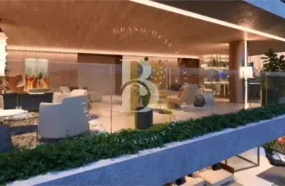 Apartamento moderno com acabamentos refinados e vista aberta no jardim américa.