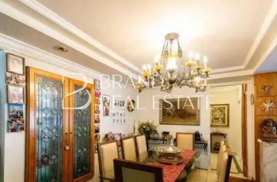 Apartamento com 138 m², 3 quartos sendo 1 suíte à venda no bairro Itaim Bibi.