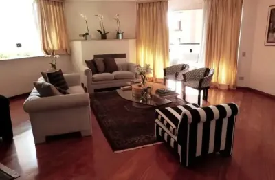 Apartamento á venda de 355m², com  04 suítes e 04 vagas no jardim américa.