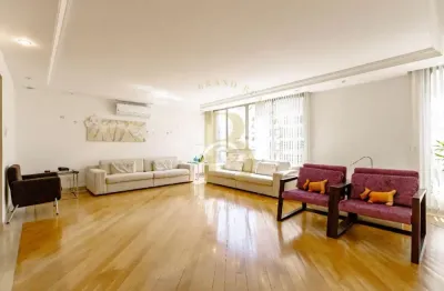 Apartamento com 250 m², 3 quartos sendo 1 suíte à venda no bairro santa cecilia.