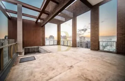 Cobertura com 542 m², 3 quartos sendo 3 suítes à venda no bairro itaim bibi.