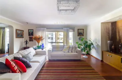 Apartamento á venda de 230 m², com 3 quartos e 3 vagas no bairro jardim américa.