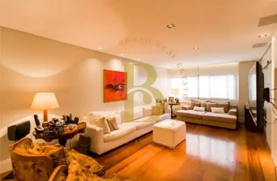 Apartamento com 261 m², 4 quartos sendo 2 suítes à venda no bairro real parque.