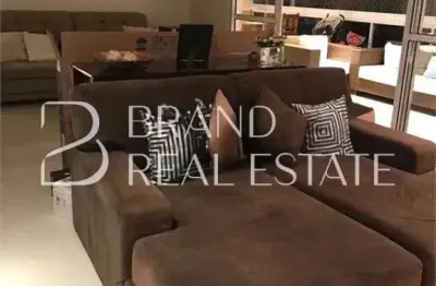 Apartamento com 204 m², 3 quartos sendo 3 suítes à venda no bairro Moema.