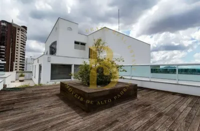 Cobertura á venda de 281 m², com 3 suítes e 5 vagas no bairro alto da lapa.