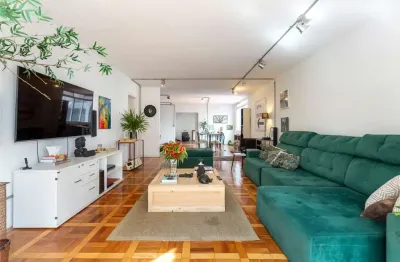 Apartamento  á venda de com 231 m², com 3 quartos sendo 1 suíte no bairro jardim paulista.
