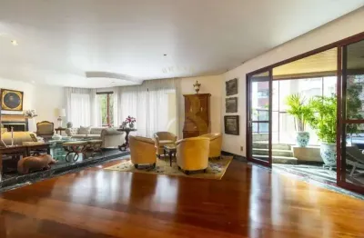 Apartamento com 450 m², 4 quartos sendo 4 suítes à venda no bairro morumbi.