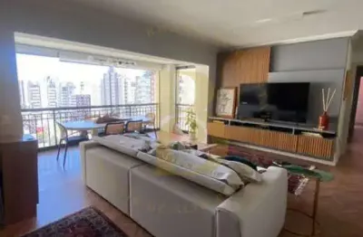 Apartamento á venda de 137m², com 04 dormitórios e 03 vagas em moema sp
