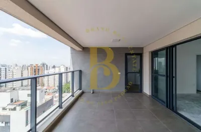 Apartamento à venda com 141 m² em mirandópolis, em andar alto, e perto do metrô.