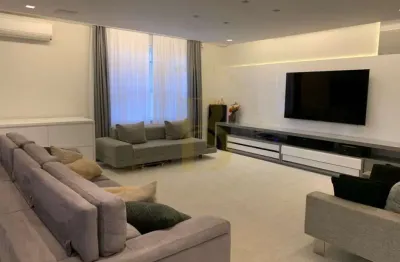 Apartamento com 275 m², 3 quartos sendo 1 suíte à venda no bairro higienópolis.