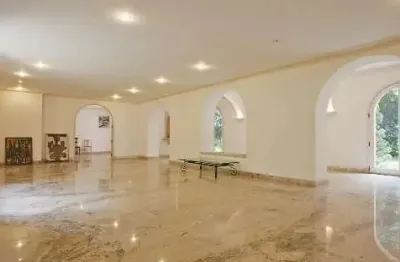 Casa com 624 m², 5 quartos sendo 5 suítes à venda no bairro jardim guedala.
