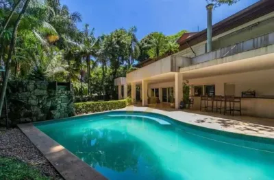 Casa impecável á venda em condomínio fechado com segurança,  no jardim cordeiro, 4 suítes, 5 vagas