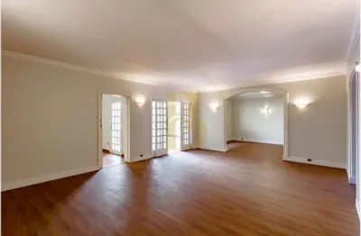 Casa com 387 m², 4 quartos sendo 2 suítes à venda no jardim luzitania, ao lado do parque ibirapuera.