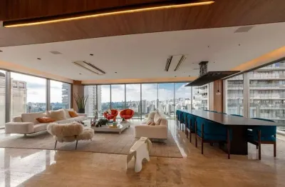 Apartamento com 672 m², 4 quartos sendo 4 suítes à venda no bairro paraíso.