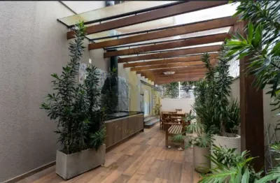 Casa com 365 m², 4 quartos sendo 4 suítes à venda no bairro vila madalena.