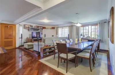 Casa de condomínio com 274 m², 4 quartos sendo 4 suítes à venda no bairro brooklin.