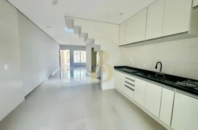 Casa com 3 quartos para alugar na Rua Una do Prelado, 178, Vila Gea, São Paulo