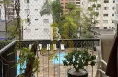 Apartamento espaçoso, com vista permanente, localizado em moema.