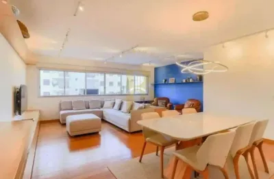 Apartamento totalmente reformado em área cobiçada do campo belo com 130m² 3 dormitórios 1 vaga