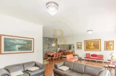 Casa mobiliada à venda / alto da boa vista - 4 quartos (1 suíte) - 4 banheiros - 6 vagas - 800m² /sp