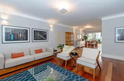 Casa à venda com 207m² - 4 quartos (2 suítes) - 2 vagas - closet - reformada - alto da boa vista