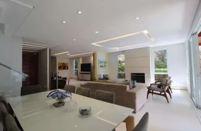 Casa à venda com 344m² - 5  suítes - 4 vagas - 6 banheiros - alto da boa vista / sp
