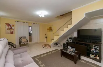 Casa para alugar com 240m², 3 quartos, 2 vagas, mobiliada, próx. metrô / brooklin sp