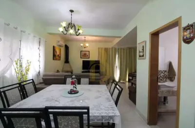Casa à venda 4 quartos sendo 3 suítes, 4 vagas, 250m² / santo amaro - sp