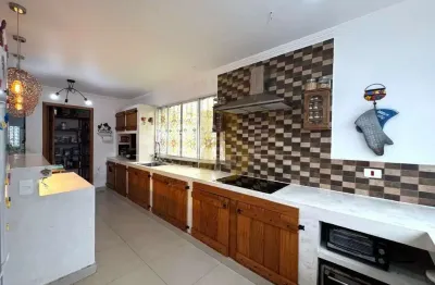 Casa à venda no bairro jardim prudência - 4 suítes, 4 vagas, 290m²