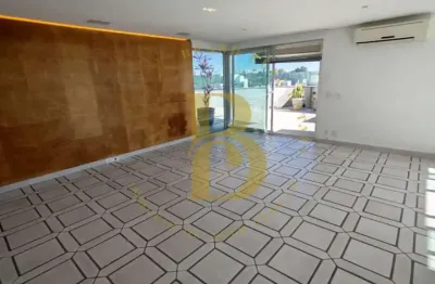 Cobertura duplex com 490 m², 3 quartos sendo 3 suítes para alugar no bairro real parque.