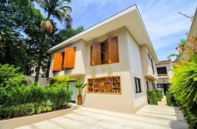 Casa com 550 m², 3 quartos (3 suítes) e 3 vagas à venda no jardim europa.